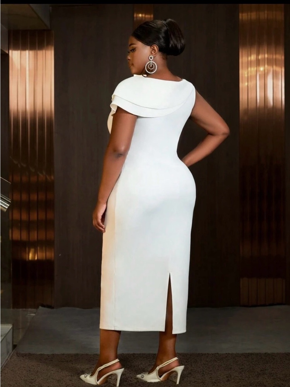 Boutique 9 Ivory One-Shoulder Midi Dress with Oversized Floral Applique - Picture 3 of 4